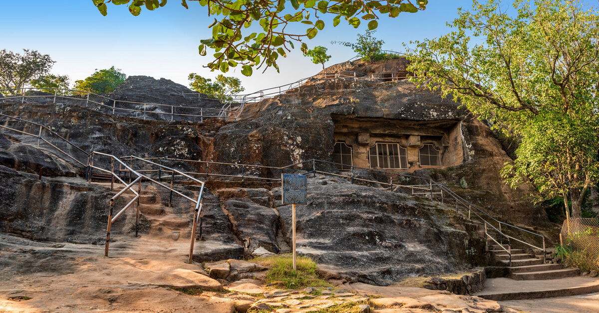 Pandav Caves Pachmarhi